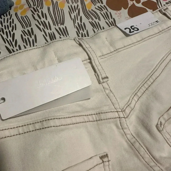 Joes jeans the pleaded short NWT size 26 - Picture 3 of 5